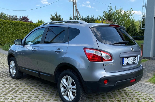 Nissan Qashqai cena 32900 przebieg: 142000, rok produkcji 2011 z Gliwice małe 497